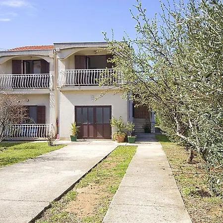 Seaside Holiday House Privlaka, Zadar - 18509 Prázdninový dům Privlaka (Zadar)