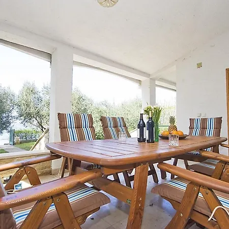 Prázdninový dům Seaside Holiday House Privlaka, Zadar - 18509 *